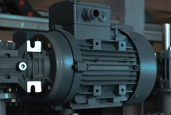 machines-de-nettoyage-industriel-moteur-et-reducteur-petit-grossiste-turquie