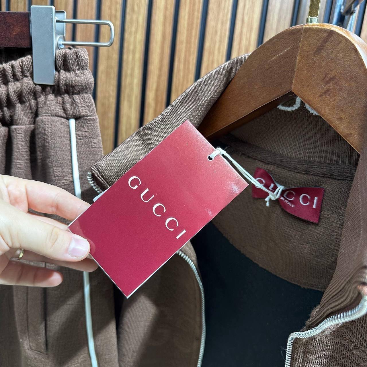 Fournisseur de vêtements et accessoires de luxe basé à Istanbul – Image 24