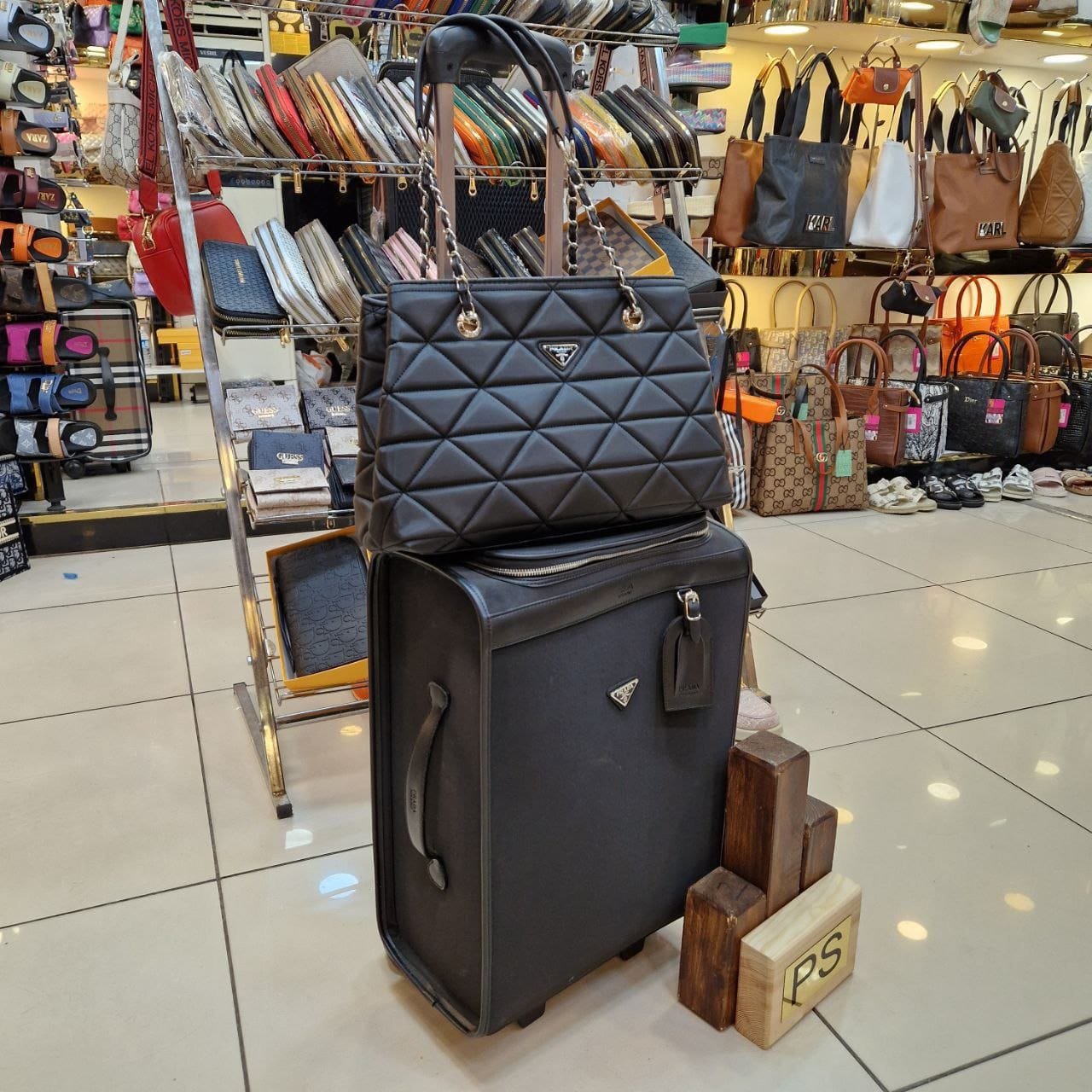 Vêtement de Luxe Turquie : Votre Acheteur Personnel pour Dior, Chanel et Louis Vuitton – Image 4